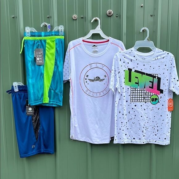 Boys Active Short Sleeve T-Shirts & Shorts 4-Piece Bundle Size 18 - Picture 1 of 3